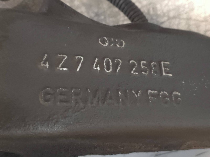 Recambio de mangueta trasera derecha para audi allroad quattro (4b5) 2.5 tdi (132kw) referencia OEM IAM 4Z7407250E  