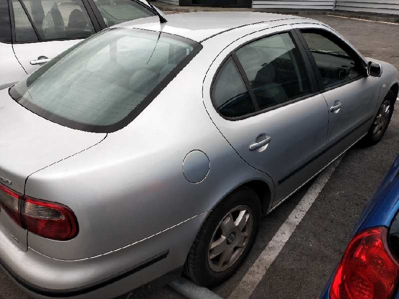 seat toledo (1m2) del año 2000