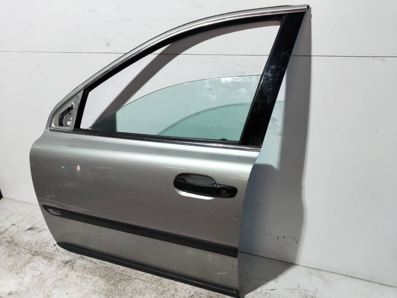 Recambio de puerta delantera izquierda para volvo xc90 d5 referencia OEM IAM  5P 