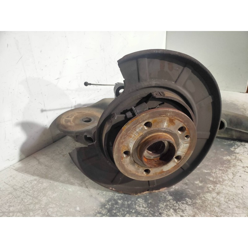 Recambio de mangueta trasera derecha para mercedes vito kasten (639) 113 cdi extralang (639.605) referencia OEM IAM   