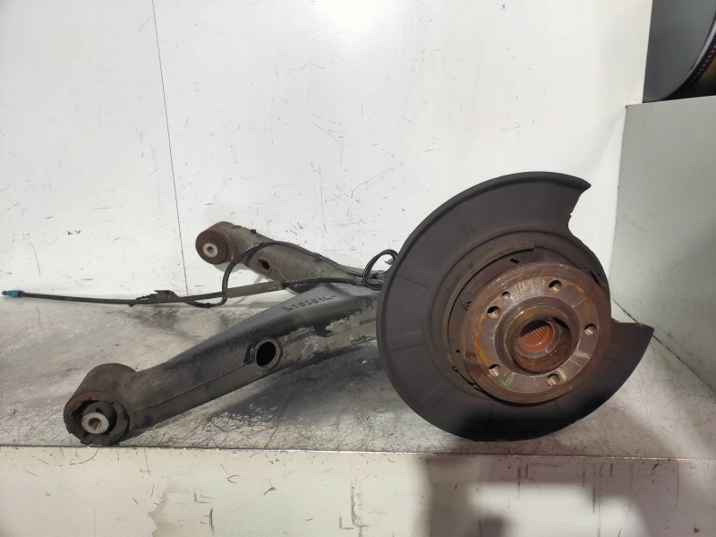 Recambio de mangueta trasera izquierda para mercedes vito kasten (639) 113 cdi extralang (639.605) referencia OEM IAM   