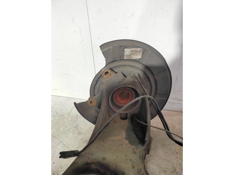 Recambio de mangueta trasera izquierda para mercedes vito kasten (639) 113 cdi extralang (639.605) referencia OEM IAM   