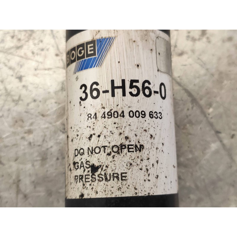 Recambio de amortiguador trasero derecho para mercedes vito kasten (639) 113 cdi extralang (639.605) referencia OEM IAM 84490400