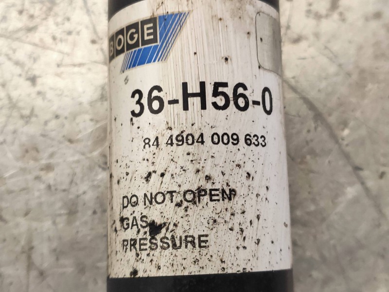 Recambio de amortiguador trasero derecho para mercedes vito kasten (639) 113 cdi extralang (639.605) referencia OEM IAM 84490400