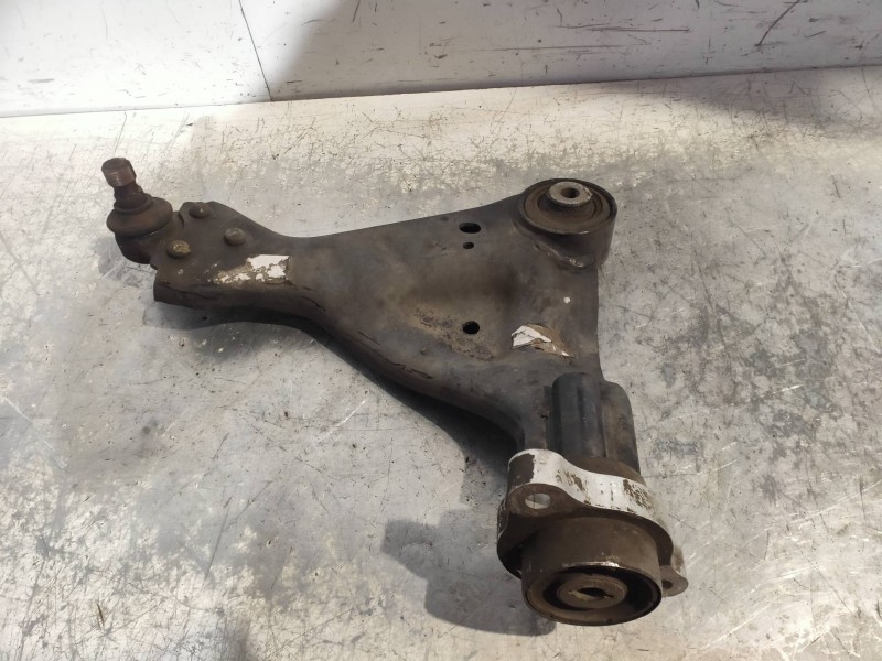 Recambio de brazo suspension inferior delantero derecho para mercedes vito kasten (639) 113 cdi extralang (639.605) referencia O