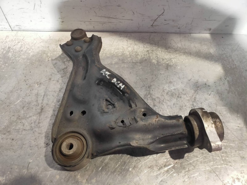 Recambio de brazo suspension inferior delantero derecho para mercedes vito kasten (639) 113 cdi extralang (639.605) referencia O