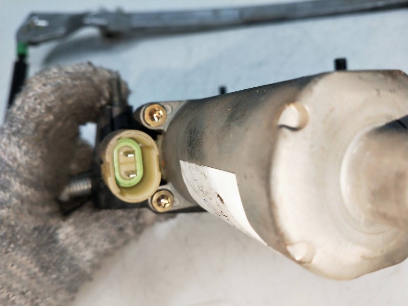 Recambio de elevalunas delantero derecho para renault clio ii fase i (b/cbo) 1.9 diesel referencia OEM IAM 114848XXX  5P