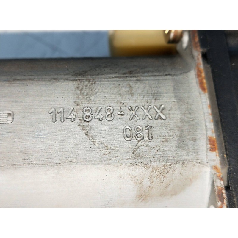 Recambio de elevalunas delantero derecho para renault clio ii fase i (b/cbo) 1.9 diesel referencia OEM IAM 114848XXX  5P