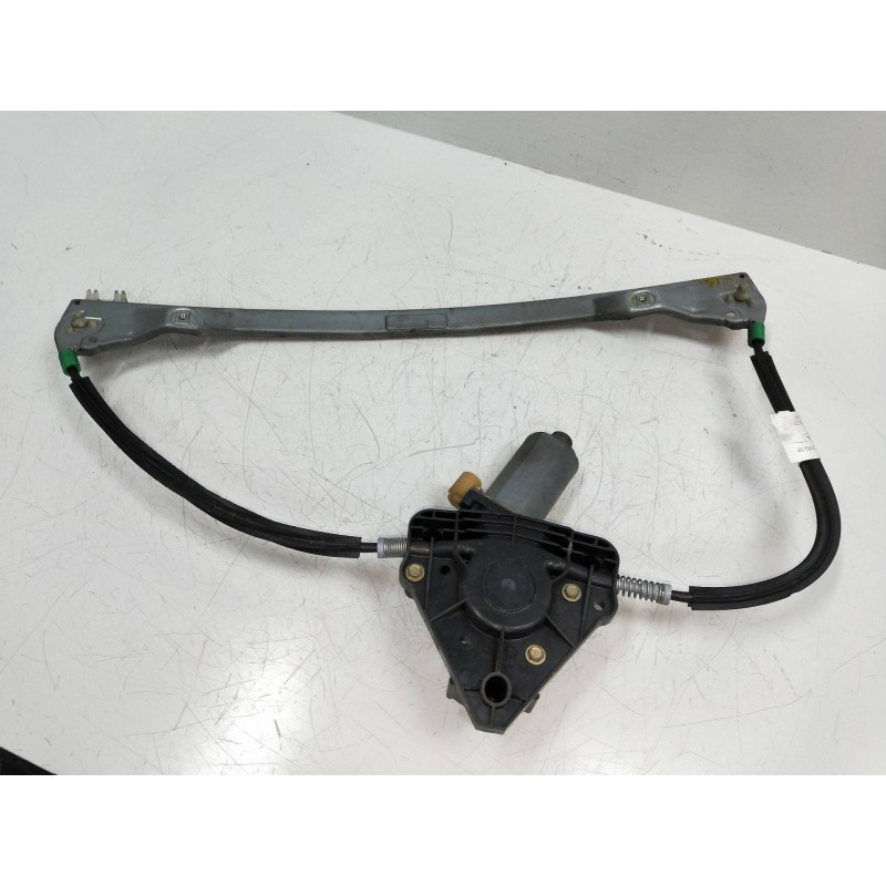 Recambio de elevalunas delantero derecho para renault clio ii fase i (b/cbo) 1.9 diesel referencia OEM IAM 114848XXX  5P