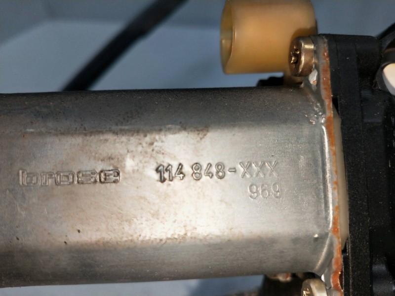 Recambio de elevalunas delantero derecho para renault clio ii fase i (b/cbo) 1.9 diesel referencia OEM IAM 114848XXX  5P