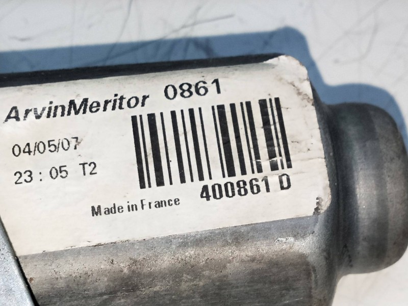 Recambio de elevalunas delantero derecho para renault clio iii 1.5 dci diesel referencia OEM IAM 400861D  5P