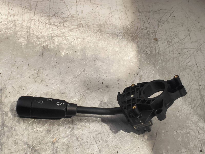 Recambio de mando limpia para mercedes vito kasten (639) 113 cdi extralang (639.605) referencia OEM IAM A6395450124 203300ZGS003