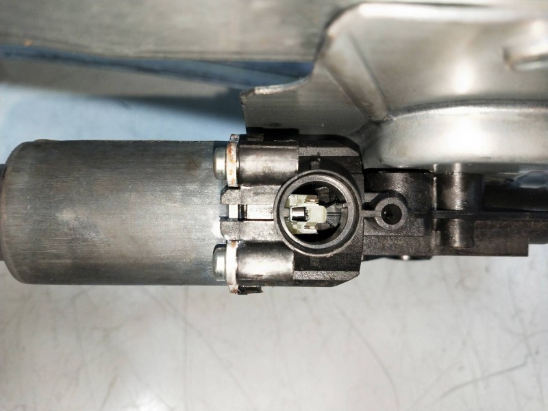 Recambio de elevalunas delantero derecho para renault clio iii 2.0 16v referencia OEM IAM 400857E  3P