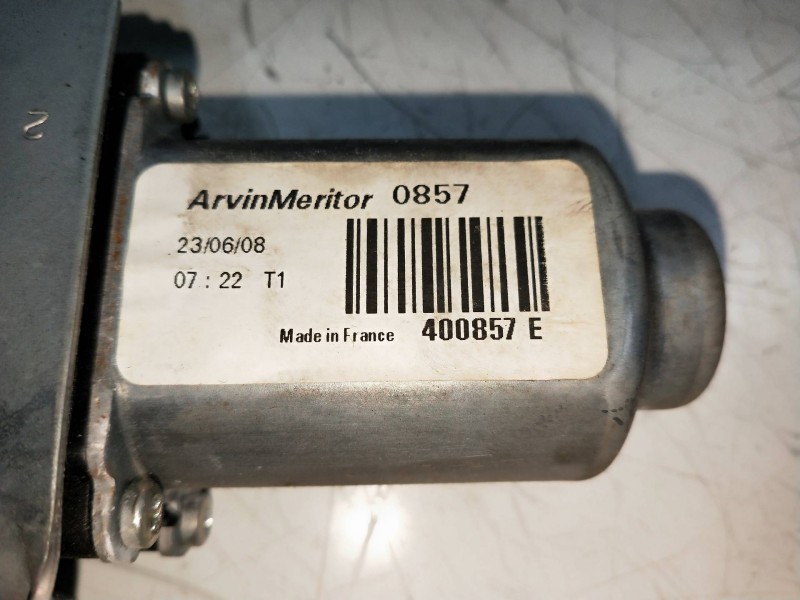 Recambio de elevalunas delantero derecho para renault clio iii 2.0 16v referencia OEM IAM 400857E  3P