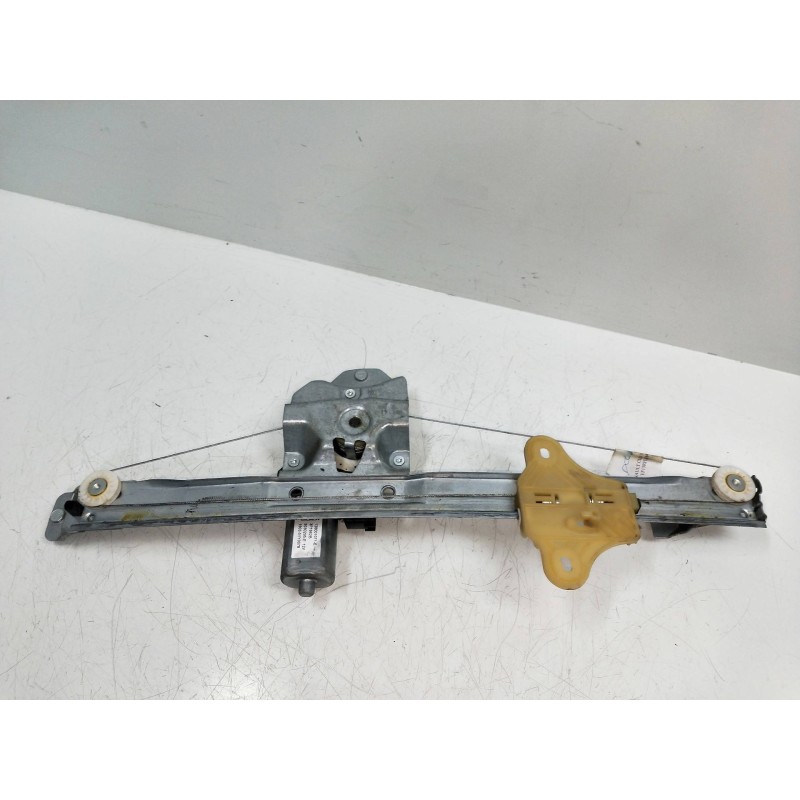 Recambio de elevalunas delantero derecho para renault clio iii 1.5 dci diesel fap referencia OEM IAM 128001071E 9030295E 5P