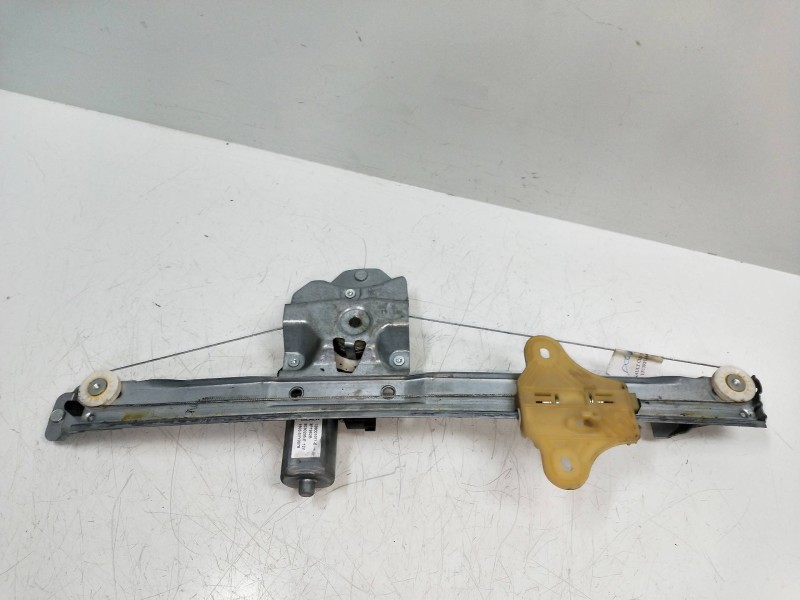 Recambio de elevalunas delantero derecho para renault clio iii 1.5 dci diesel fap referencia OEM IAM 128001071E 9030295E 5P