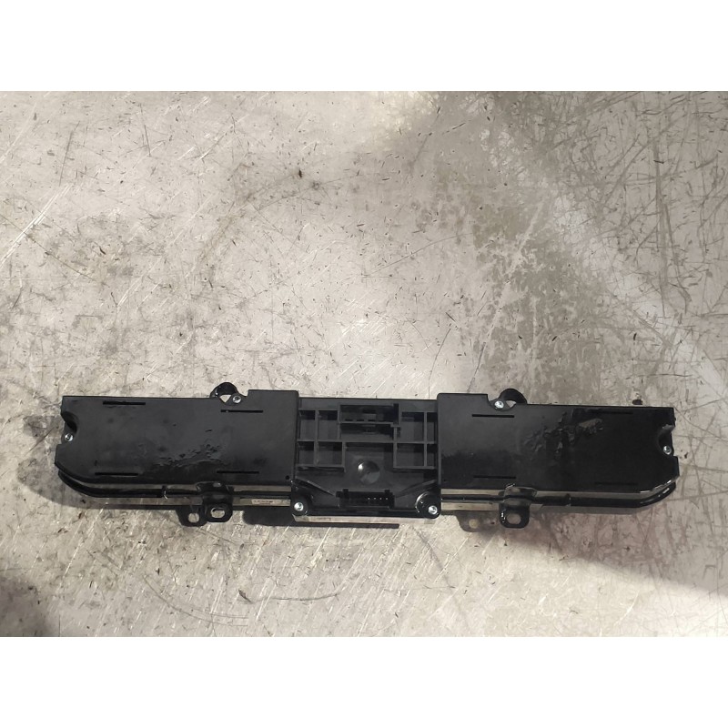 Recambio de mando multifuncion para mercedes vito kasten (639) 113 cdi extralang (639.605) referencia OEM IAM 3368420100 A639870