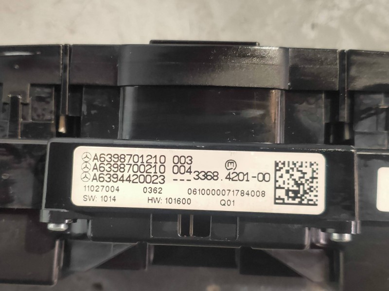 Recambio de mando multifuncion para mercedes vito kasten (639) 113 cdi extralang (639.605) referencia OEM IAM 3368420100 A639870