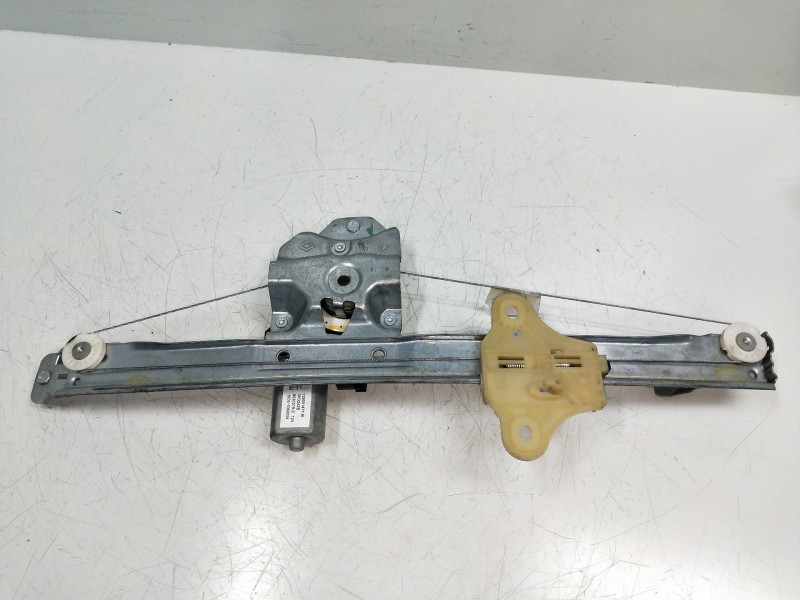 Recambio de elevalunas delantero derecho para renault clio iv 1.5 dci diesel fap referencia OEM IAM 128001471B 9030319C 5P