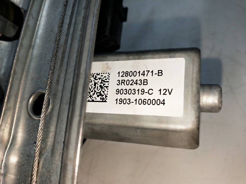 Recambio de elevalunas delantero derecho para renault clio iv 1.5 dci diesel fap referencia OEM IAM 128001471B 9030319C 5P