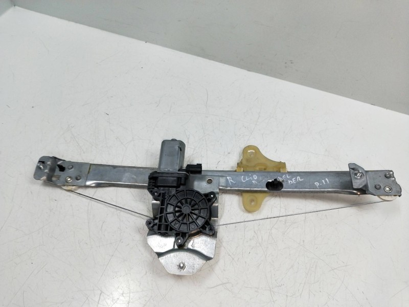 Recambio de elevalunas delantero derecho para renault clio iv referencia OEM IAM 128001471B 9030319C 5P