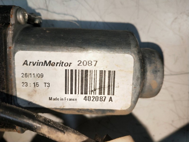 Recambio de elevalunas delantero izquierdo para renault kangoo referencia OEM IAM 402087A  5P