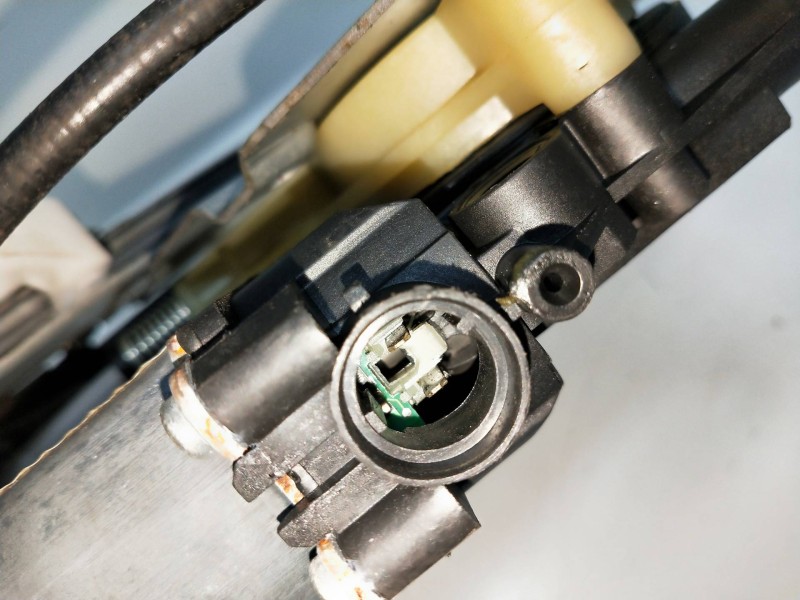 Recambio de elevalunas delantero izquierdo para renault kangoo dynamique referencia OEM IAM 402087A  5