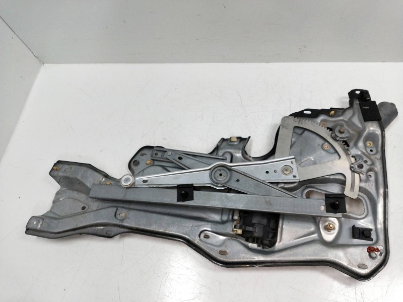 Recambio de elevalunas trasero izquierdo para renault laguna (b56) referencia OEM IAM   5P Recambio de elevalunas trasero izquierdo para renault laguna (b56) referencia OEM IAM   5P