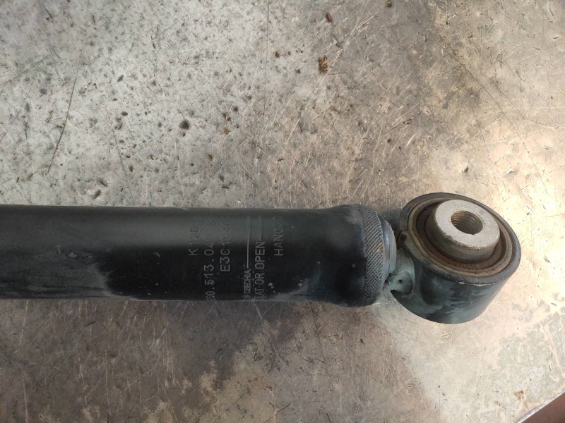 Recambio de amortiguador trasero derecho para seat arona style referencia OEM IAM 2Q0513049B  