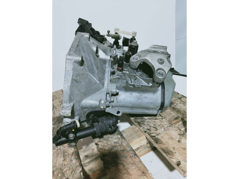 Recambio de caja cambios para citroen c3 tonic referencia OEM IAM 20CR15 1135181 