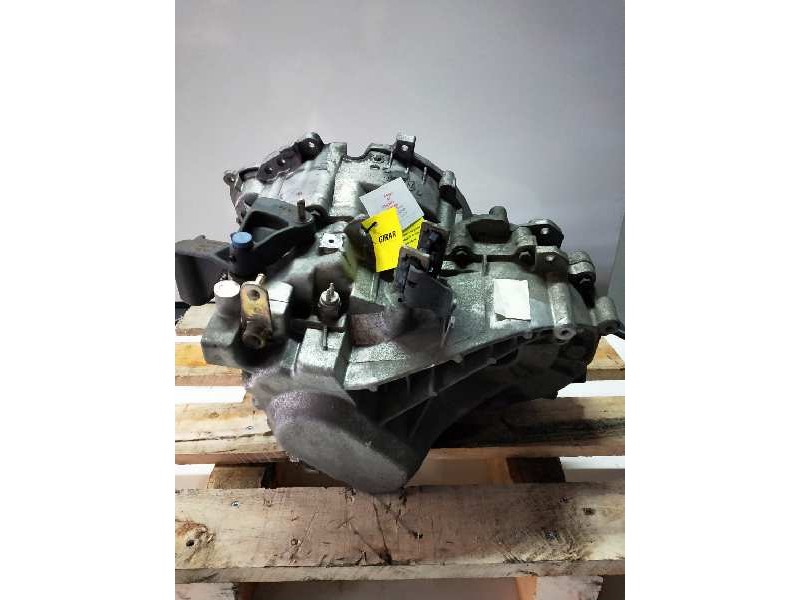 Recambio de caja cambios para volvo s60 berlina 2.4 d referencia OEM IAM P8647073 T103089 