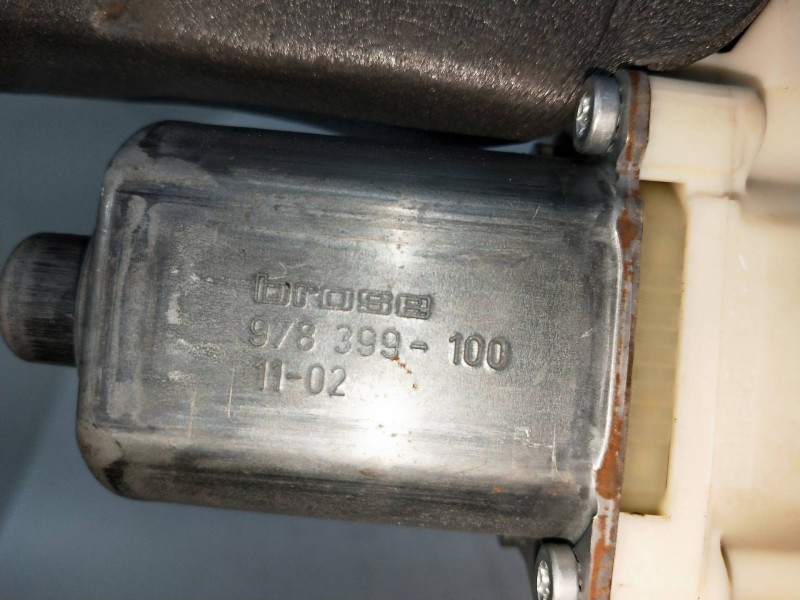 Recambio de elevalunas delantero izquierdo para renault laguna iii 1.5 dci diesel referencia OEM IAM 978399100  5P