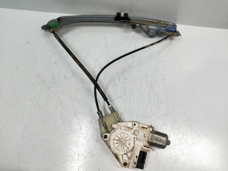 Recambio de elevalunas trasero izquierdo para renault laguna iii 2.0 dci diesel fap referencia OEM IAM 827310001R 978402105 5P