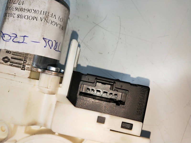 Recambio de elevalunas trasero izquierdo para renault laguna iii 2.0 dci diesel fap referencia OEM IAM   5P