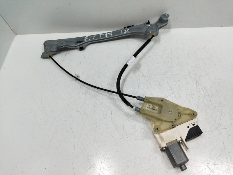 Recambio de elevalunas trasero izquierdo para renault laguna iii 1.5 dci diesel referencia OEM IAM 827310001R 978402105 5P