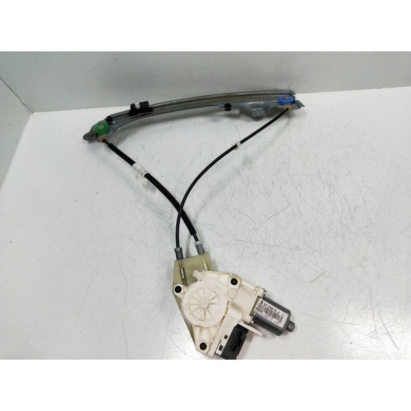 Recambio de elevalunas trasero izquierdo para renault laguna iii 1.5 dci diesel referencia OEM IAM 827310001R 978402105 5P