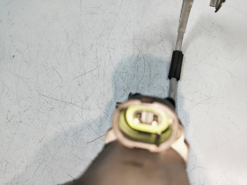 Recambio de elevalunas delantero derecho para renault mascott 3.0 diesel referencia OEM IAM 400738  2P