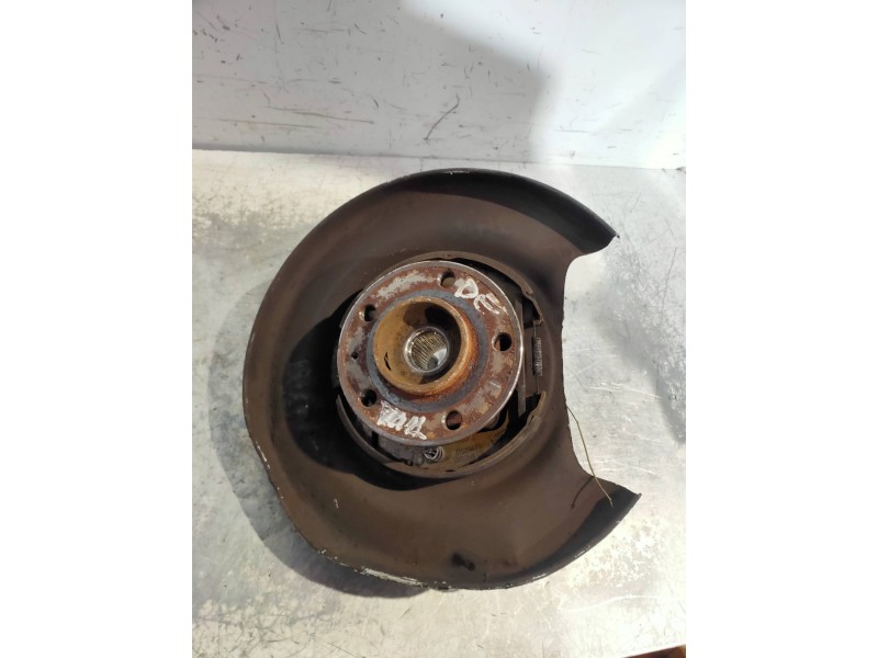 Recambio de mangueta trasera derecha para volvo xc90 d5 referencia OEM IAM   