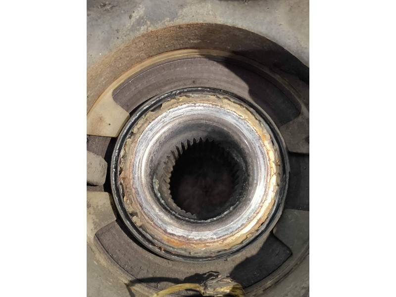 Recambio de mangueta trasera derecha para volvo xc90 d5 referencia OEM IAM   