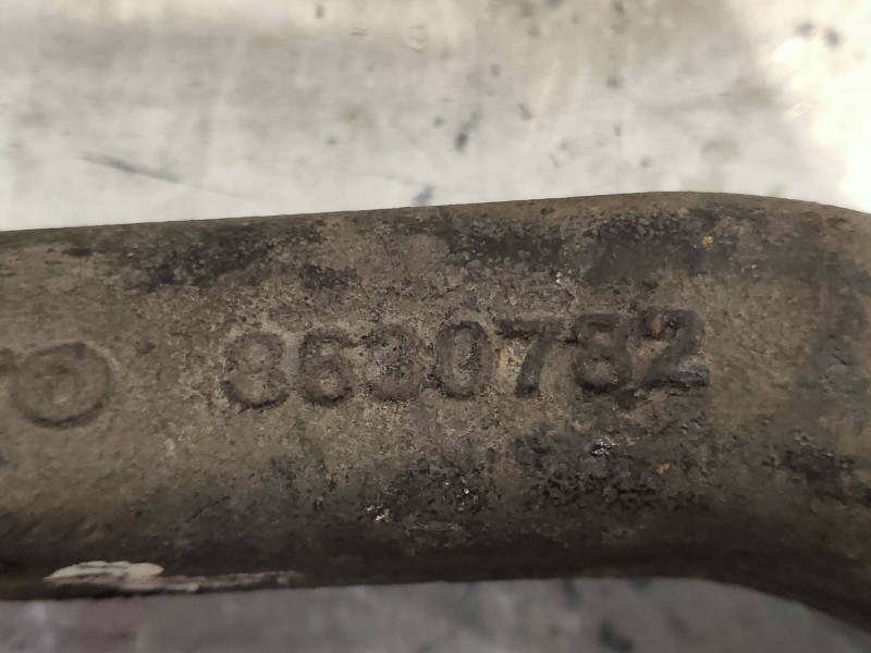 Recambio de tirante trasero izquierdo para volvo xc90 d5 referencia OEM IAM 8630782  