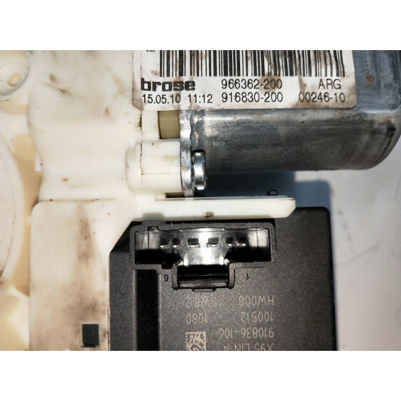 Recambio de elevalunas trasero izquierdo para renault megane iii sport tourer 1.5 dci diesel referencia OEM IAM 827310185R 96636