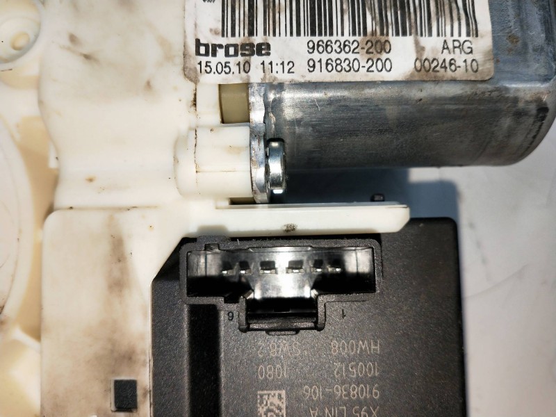 Recambio de elevalunas trasero izquierdo para renault megane iii sport tourer 1.5 dci diesel referencia OEM IAM 827310185R 96636