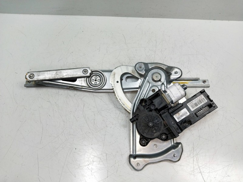 Recambio de elevalunas delantero izquierdo para renault megane iii coupe 1.5 dci diesel fap referencia OEM IAM   3P