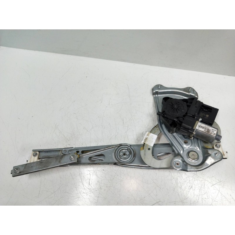 Recambio de elevalunas delantero derecho para renault megane iii coupe renault sport referencia OEM IAM 807303972R 915243200 3P