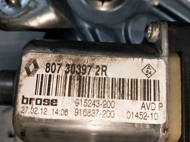 Recambio de elevalunas delantero derecho para renault megane iii coupe renault sport referencia OEM IAM 807303972R 915243200 3P