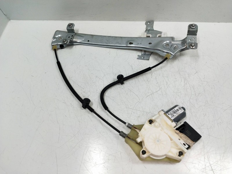 Recambio de elevalunas trasero izquierdo para renault megane iii berlina 5 p referencia OEM IAM 827310002R 966362101 5P