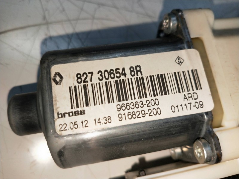 Recambio de elevalunas trasero derecho para renault megane iii berlina 5 p business referencia OEM IAM 827306548R 966363200 5P