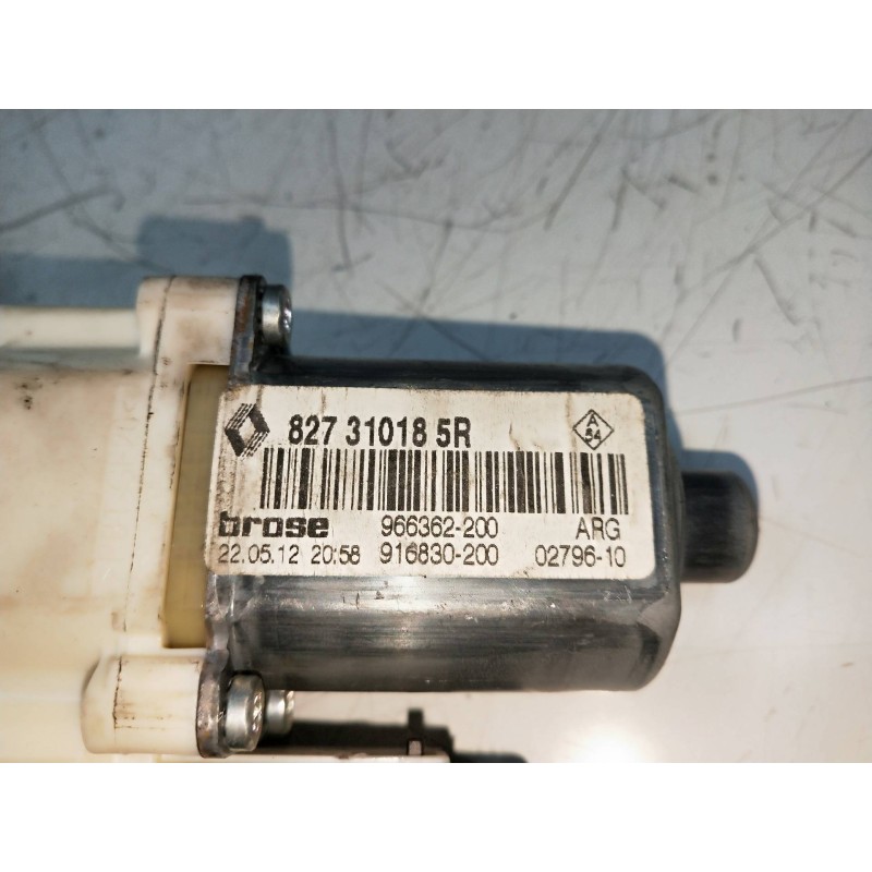 Recambio de elevalunas trasero izquierdo para renault megane iii berlina 5 p business referencia OEM IAM 827310185R 966362200 5P