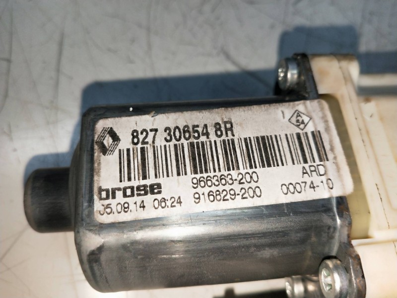Recambio de elevalunas trasero derecho para renault megane iii berlina 5 p referencia OEM IAM 827306548R 966363200 5P