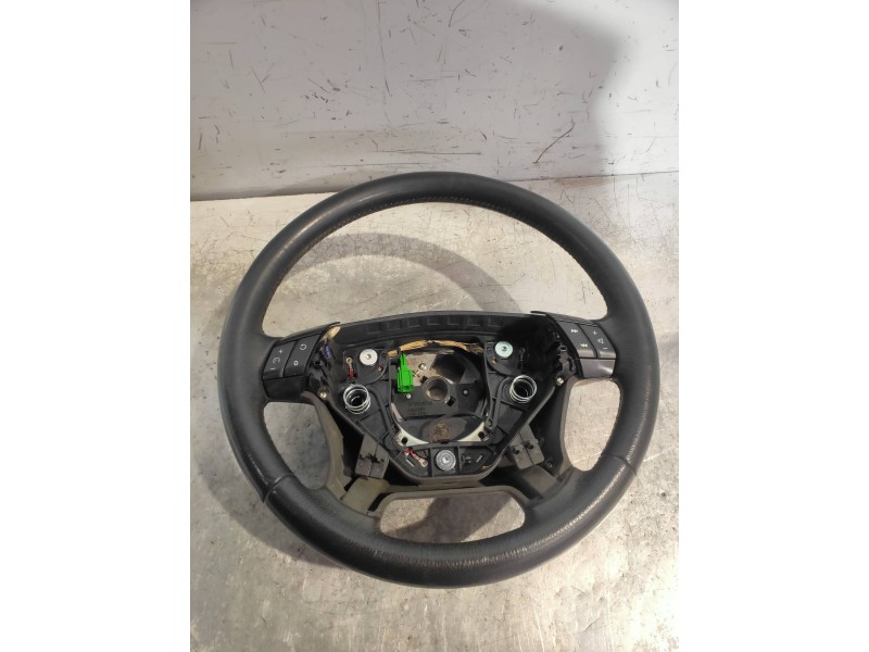 Recambio de volante para volvo xc90 d5 referencia OEM IAM 8666891  